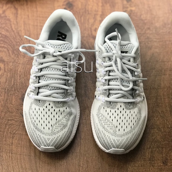 NWT Nike Air Zoom Vomero 11 Pure Platinum WMNS - Picture 7 of 8